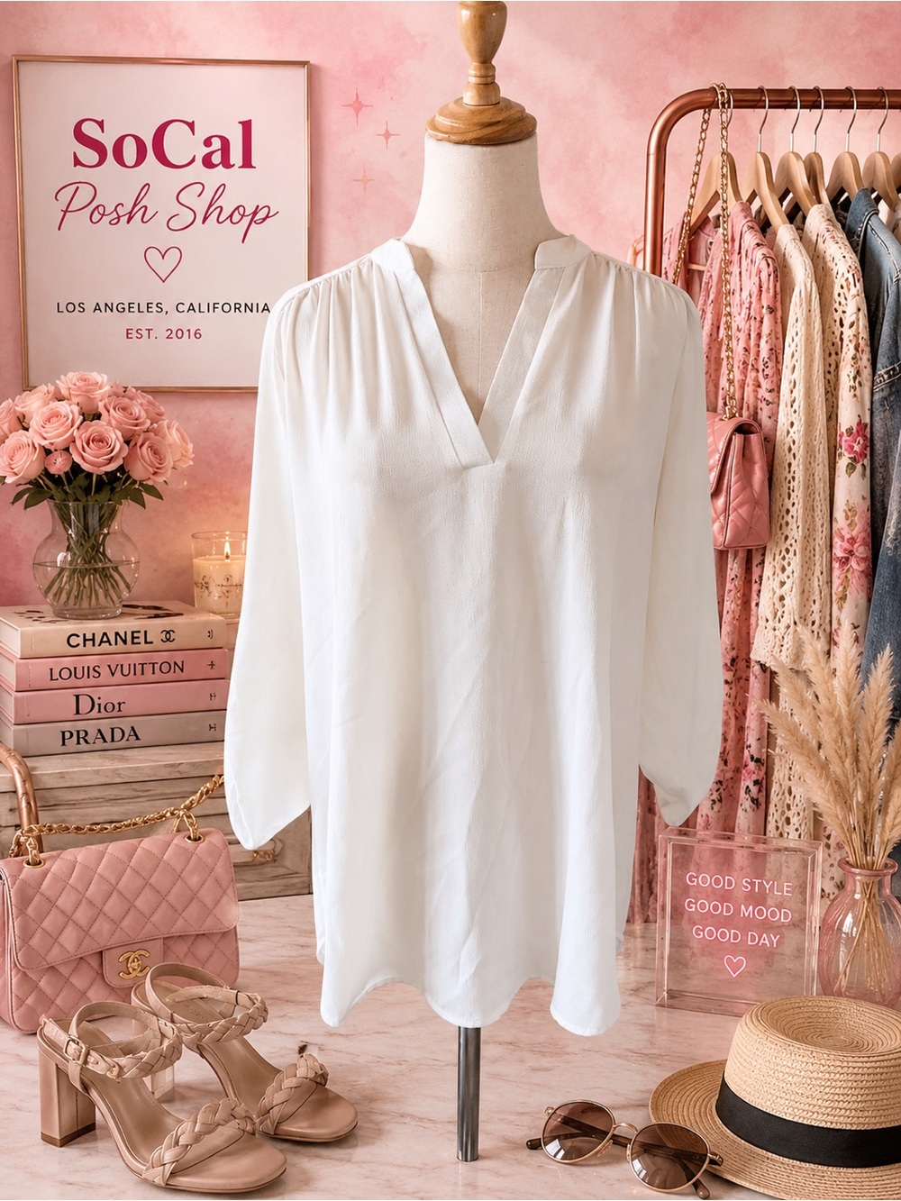 Entro Brand Classic White V-Neck Long Sleeve Blouse -